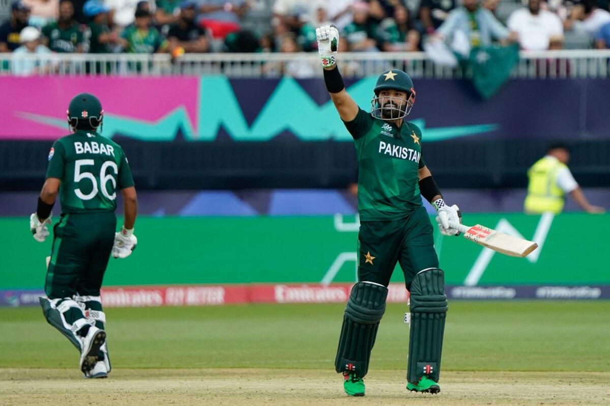 Pakistan, T20 Dünya Kupası Umutlarını Canlı Tutmak için Kanada'yı Yendi