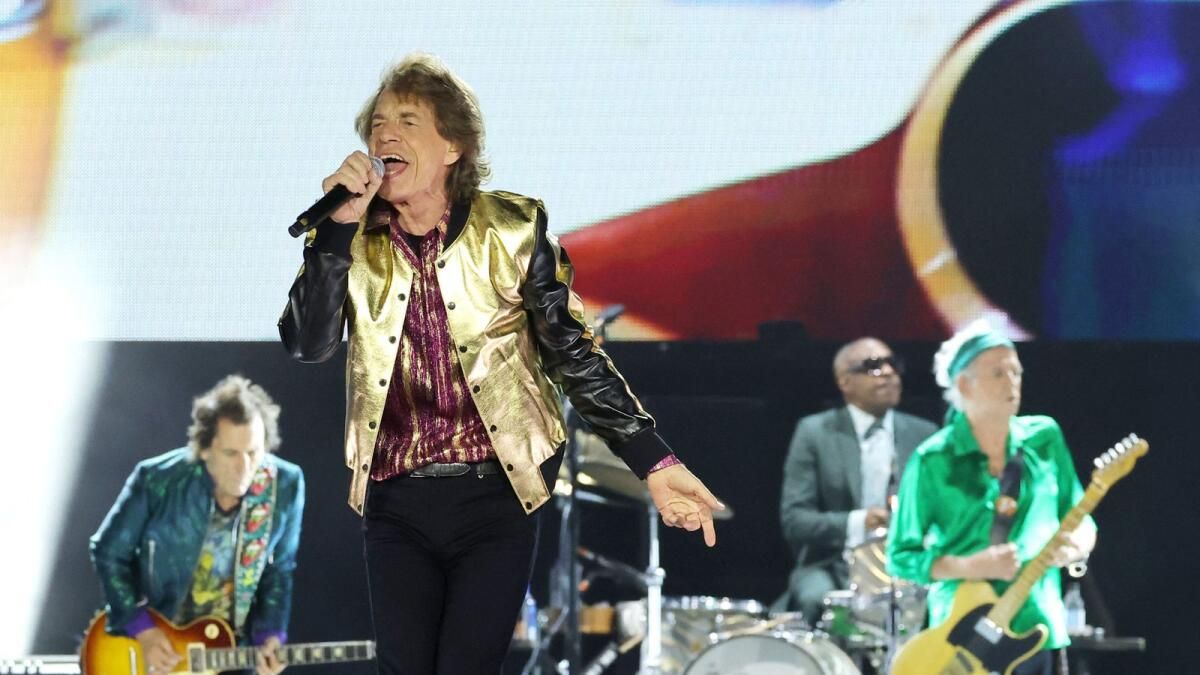 Mick Jagger Yeni Albümle Dalga Geçiyor