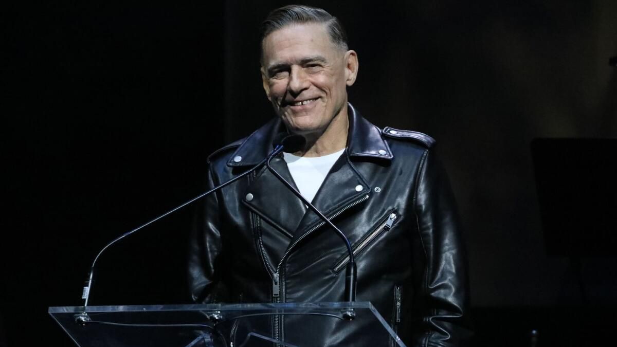 Bryan Adams Abu Dabi'ye Geliyor