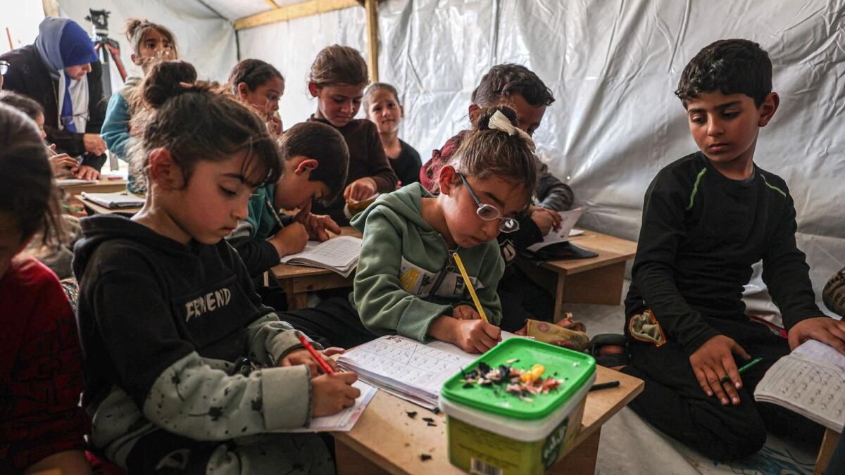 Çatışmalardan, Yoksulluktan ve Felaketlerden Etkilenen Çocukları Korumak için Sharjah'ta Yeni Organizasyon