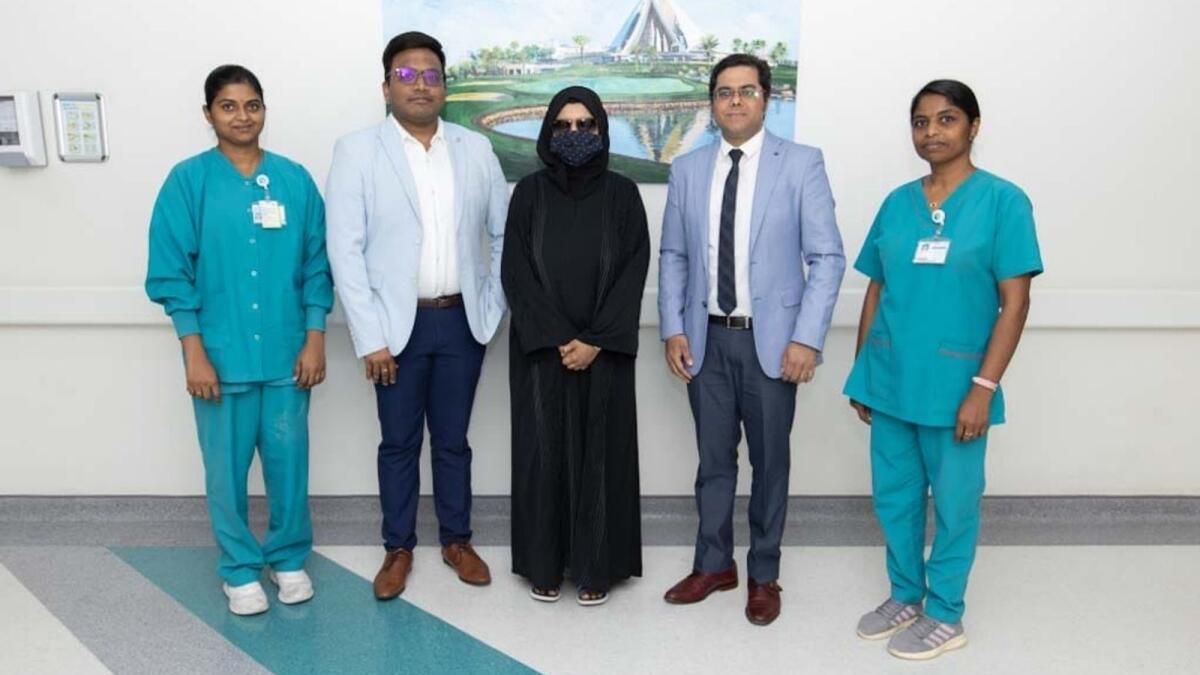 Dubai'de İkamet Eden ‘Birkaç Kaşık Yemek Yedikten Sonra Her Zaman Tok Hisseden’ Evre 3 Kanser Teşhisi Kondu