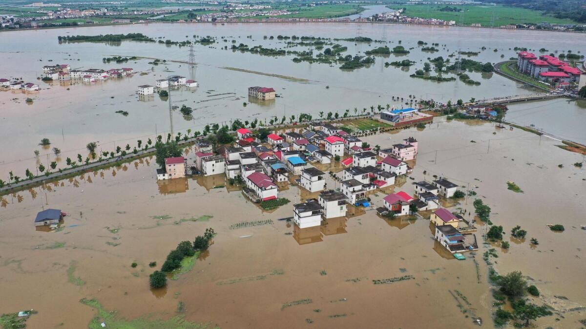 Çin'de Tayfun Kaynaklı Şiddetli Yağışlarda 50 Ölü, 15 Kayıp