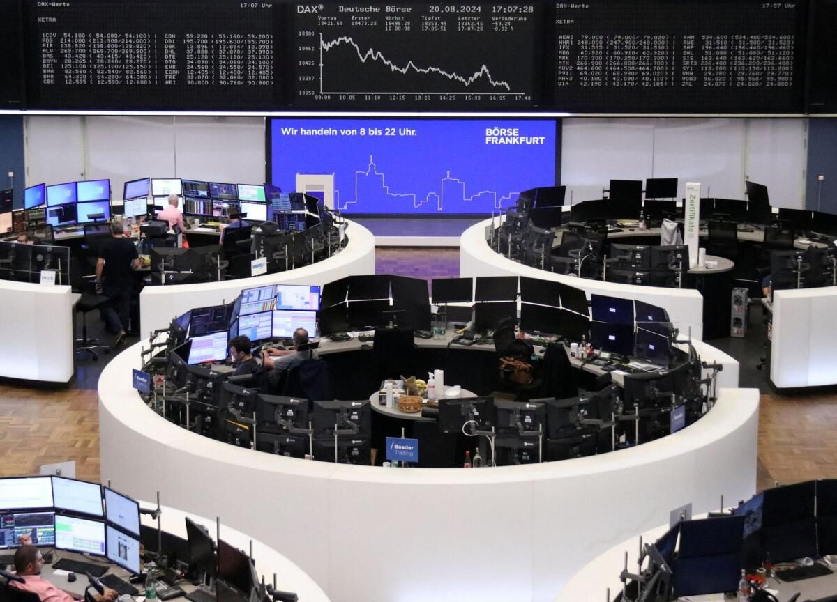 Sigorta, Kimyasal Stoklar Stoxx 600'ü Bir Ayın En Yüksek Seviyesinde Tutuyor