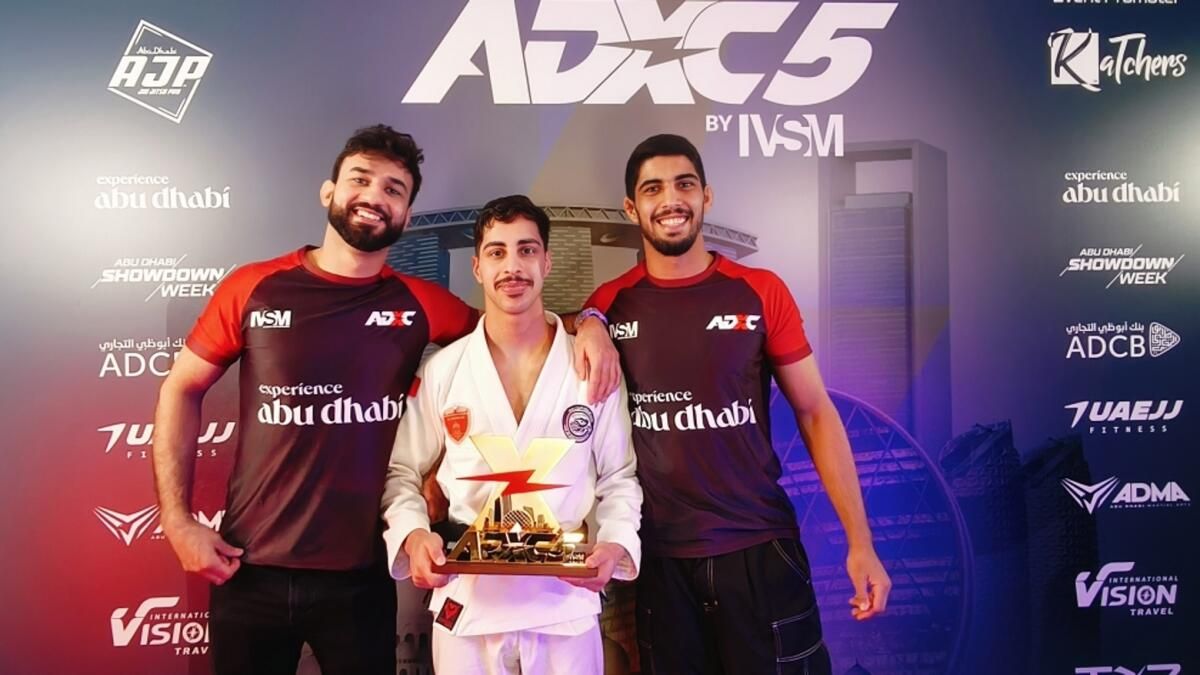 Emirati Savaşçısı Jiu-Jitsu Şampiyonluğunu Kazandı, Kendini Yürek Kırıcı Kayıplardan Kurtardı
