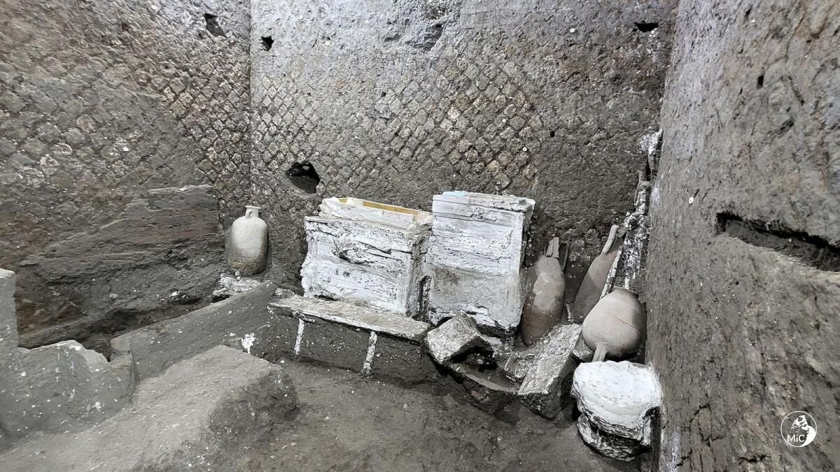 Antik Pompeii, Madeni Para ve Mücevherlerle iki Volkanik Patlama kurbanı daha Ortaya Çıkardı