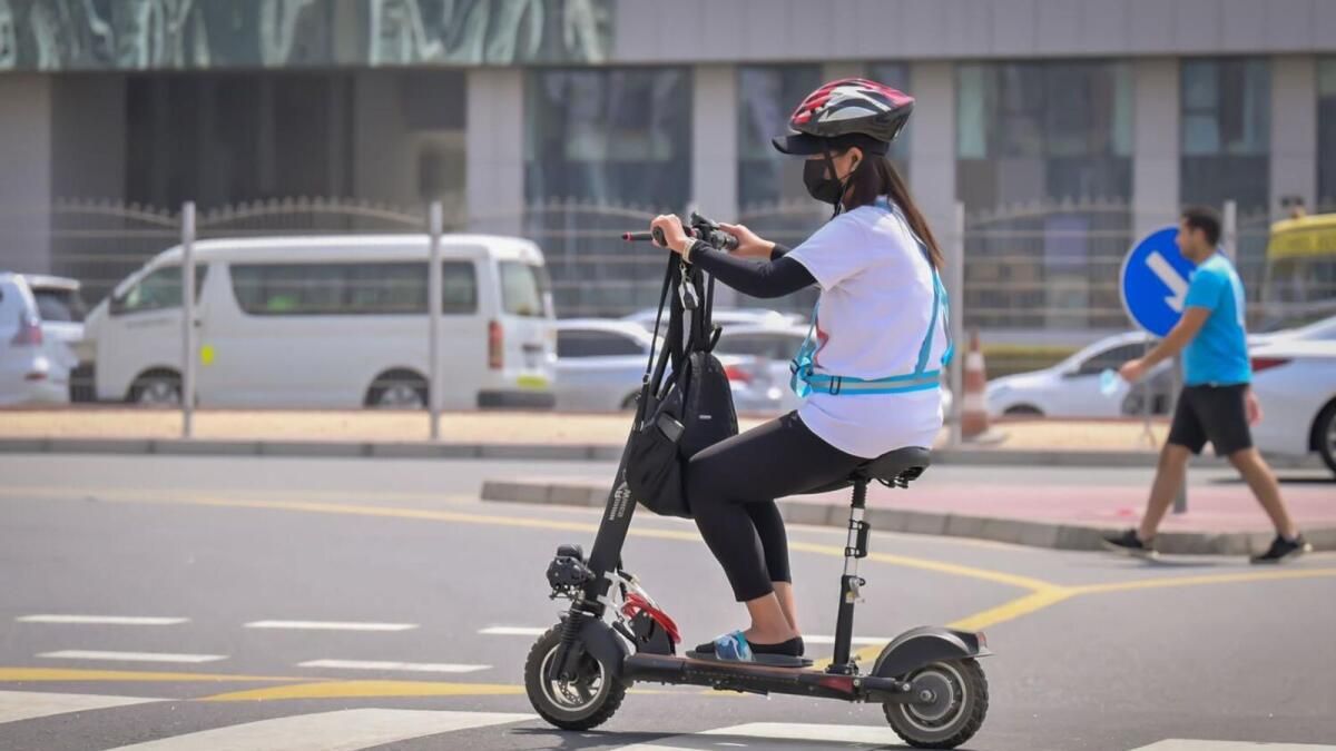 Dubai'nin Jbr E-Scooter Yasağı, Diğer Mahallelerden Benzer Çağrıları Tetikliyor