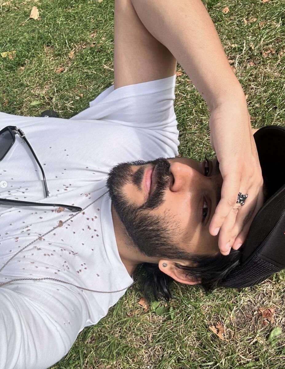 Bakın: Sonam Kapoor'un Kardeşi Harsh Varrdhan, Yeğeniyle Dışarı Çıktı