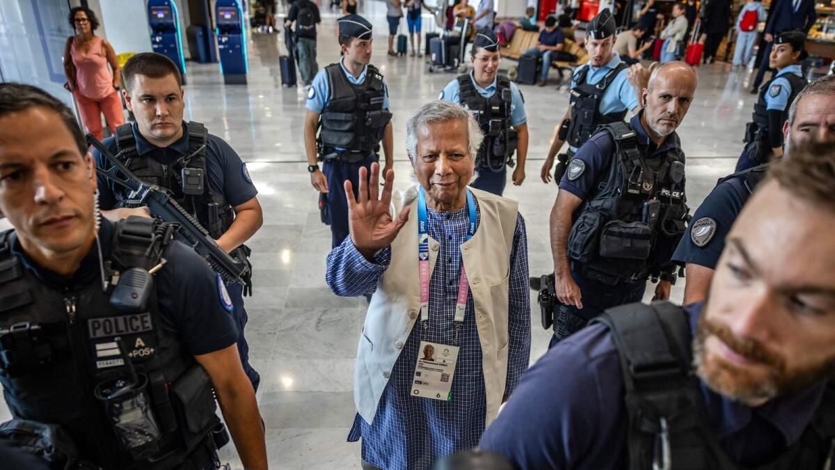 Bangladeş'in Geçici Hükümeti Perşembe Günü Yemin Edecek: Ordu Şefi