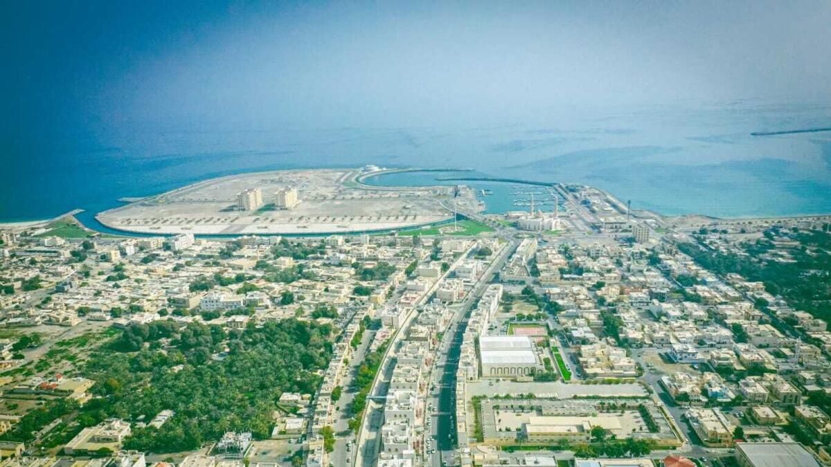 Sharjah'ın Orta ve Doğu Bölgeleri, 2024'ün ilk Yarısında Gayrimenkul İşlemlerinde 646 Milyon Dh'yi Kaydetti