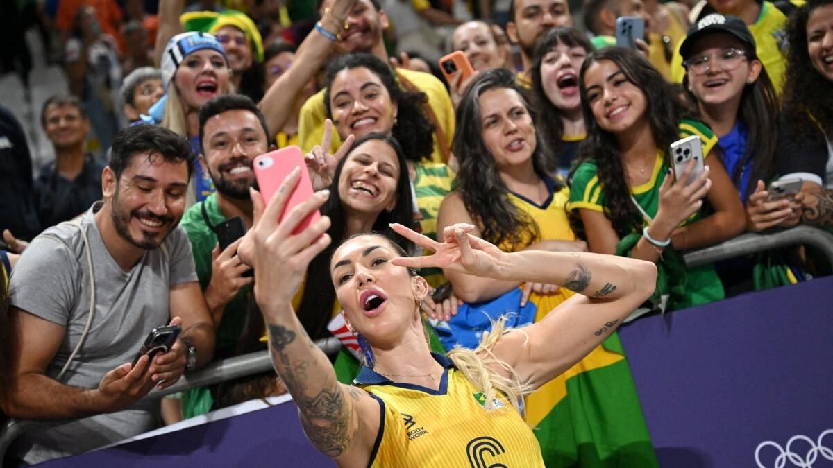 Bakın: Olimpiyatlar Günü'nden En İyi Fotoğraflar 11 Kapmak için 15 Madalya olarak