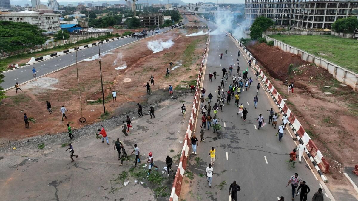 Nijerya'nın Baskıyı Protesto Etmesinin Ardından Yas Tutan Aileler Adalet Çağrısı Yaptı