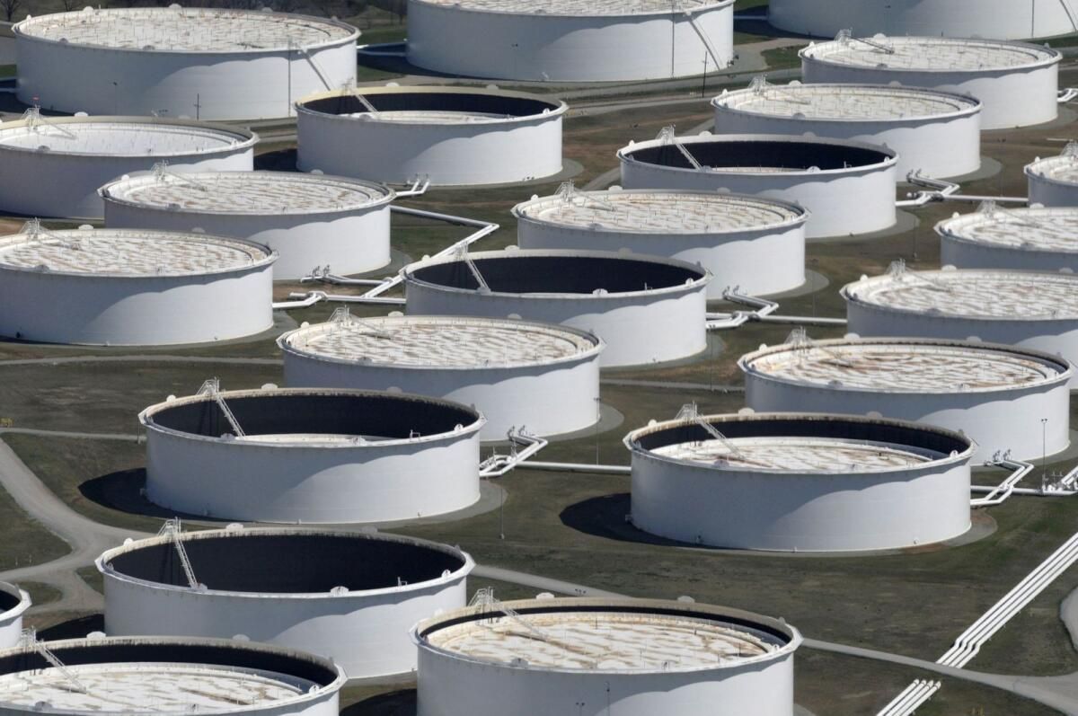 Çed, ABD Ham Petrol Stoklarının Altı Haftalık Düşüşün Ardından Yükseldiğini Söyledi