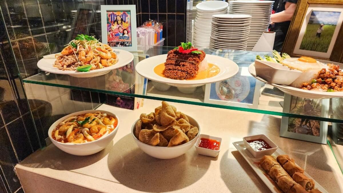 Bakın: Maliyet Tasarrufundan Atık Azaltmaya, Dubai Restoranlarında 'Sahte Yiyecekler' Nasıl Kullanılıyor