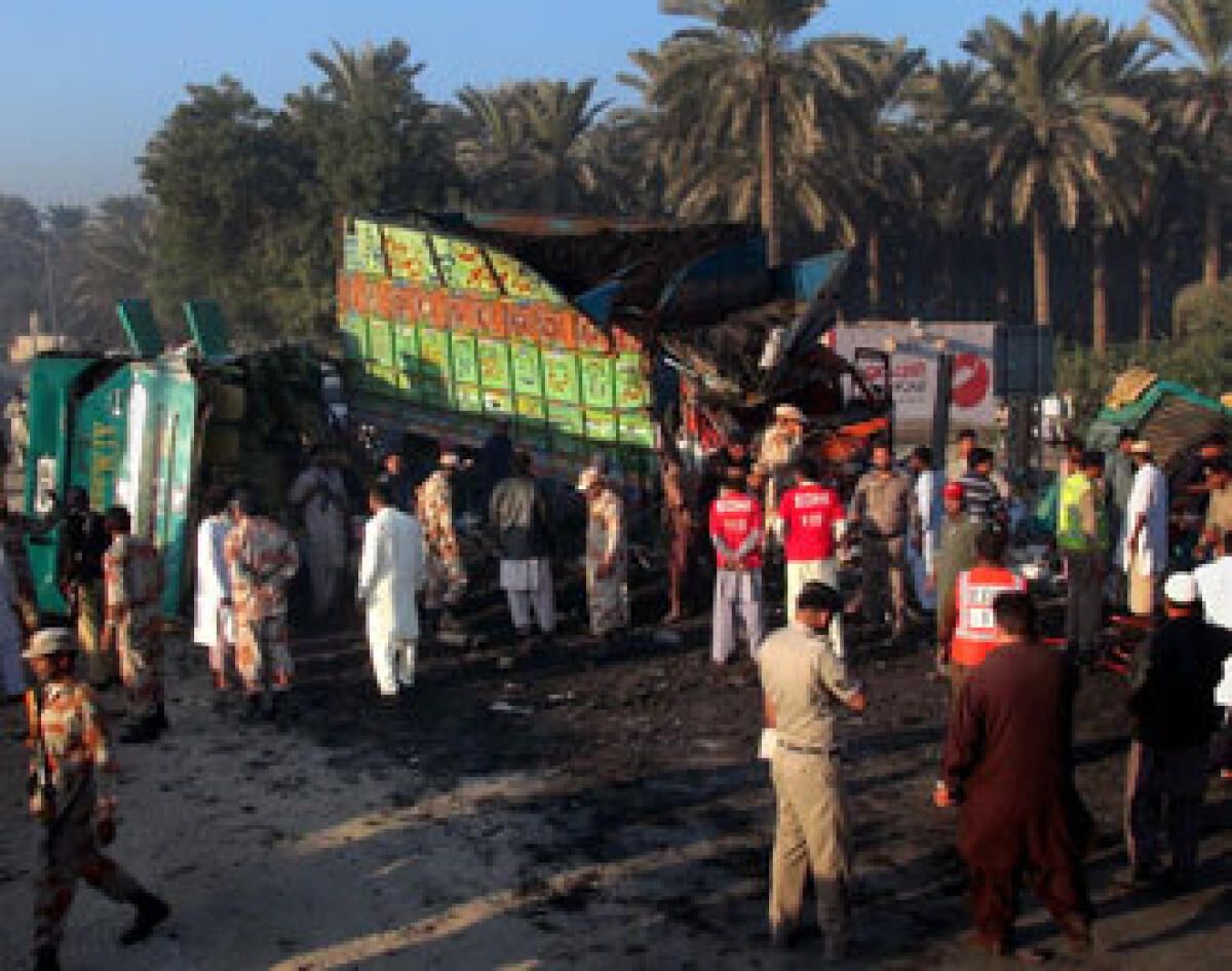 Pakistan: İki Otobüs Kazasında 36 Ölü