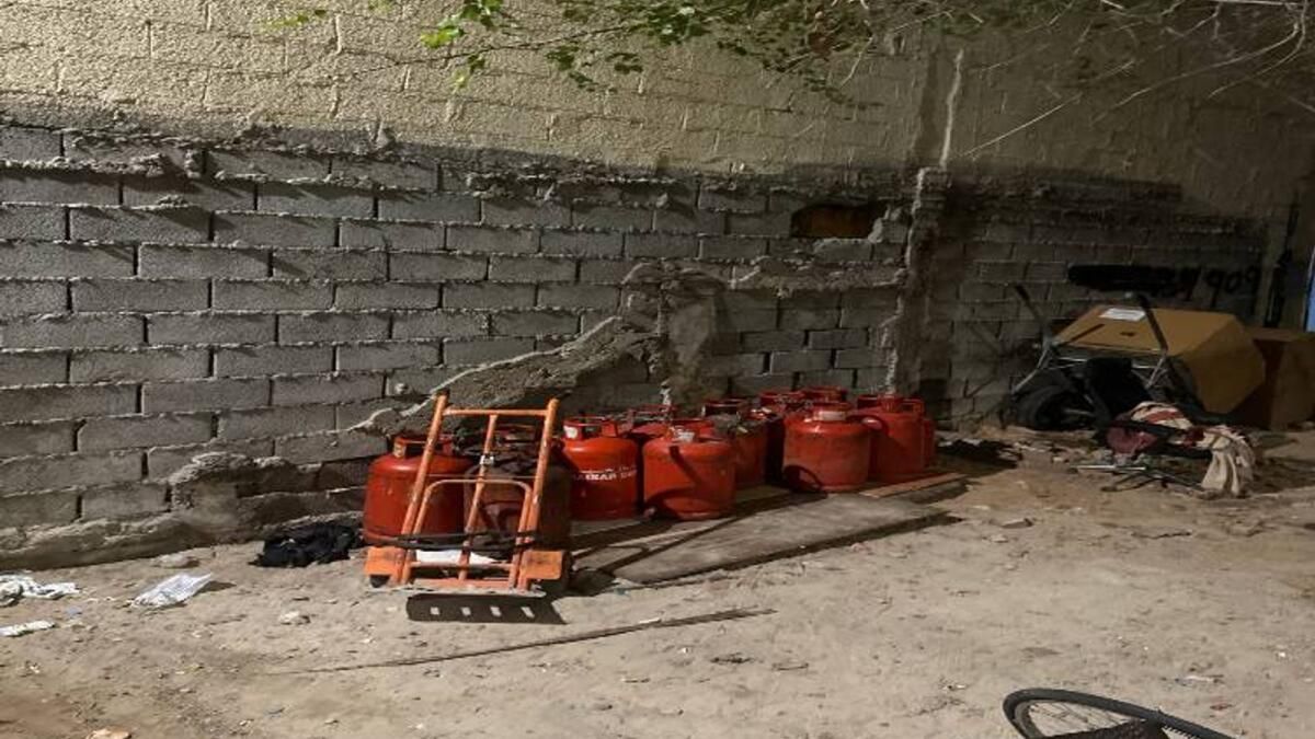 Dubai: Ruhsatsız Gaz Tüpü Sattığı Gerekçesiyle 9 Kişi Tutuklandı; 343 Tank Ele Geçirildi