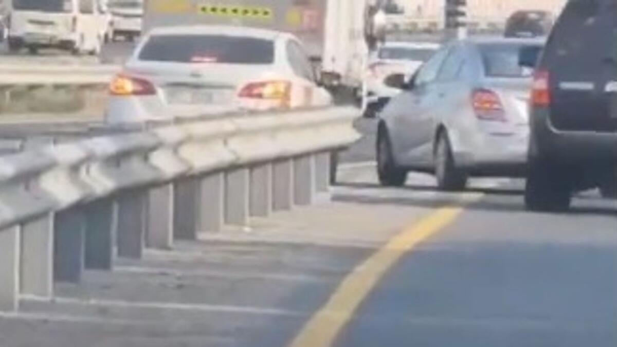 Dubai: Bu Yıl 94 Pervasız Trafik Kazası Kaydedildi; İhlal Edenler için 600 Dh'ye Kadar Para Cezası