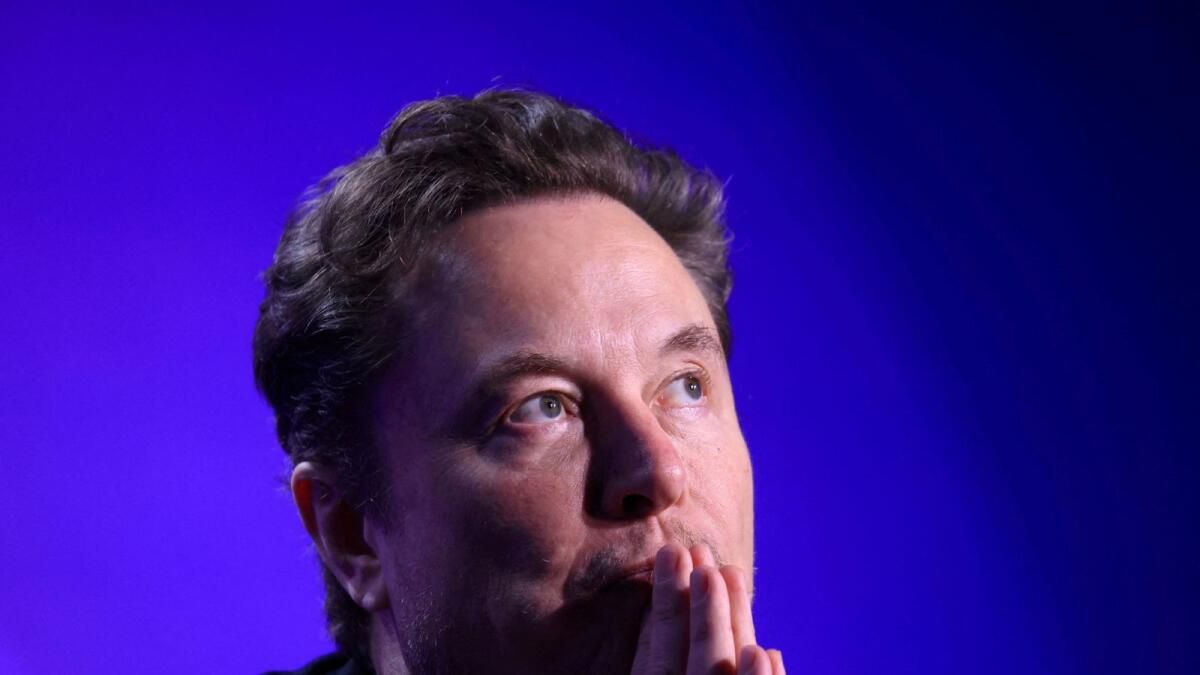 Elon Musk, Fed'in Faiz Oranlarını Düşürmemesi için Aptal Olduğunu Söyledi