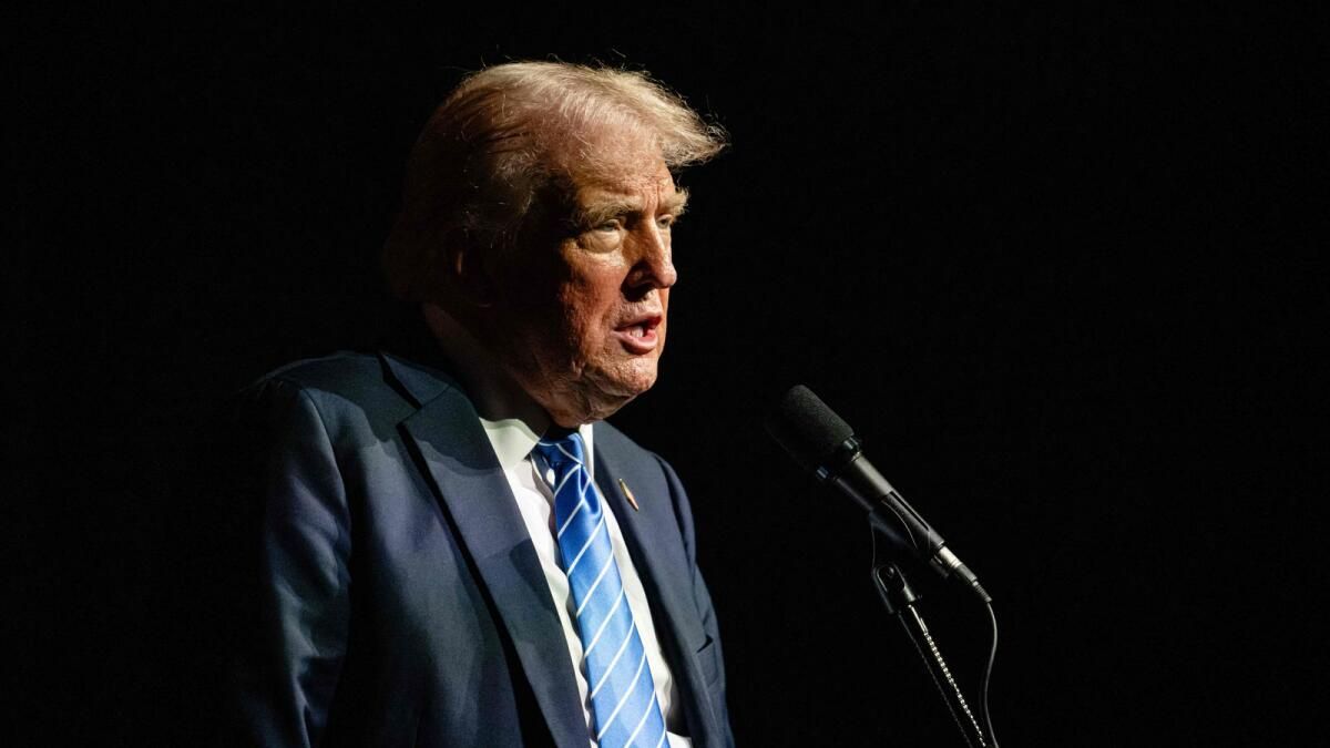Cryptoverse: Trump'ın Bitcoin Stok Planı Tartışmayı Körüklüyor