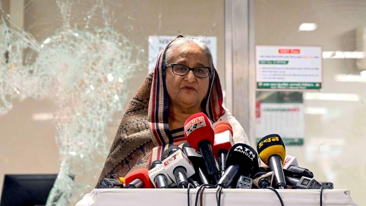 Bangladeş Başbakanı Hasina İstifa Etti, Askeri Helikopterle Hindistan'a Uçtu: Raporlar