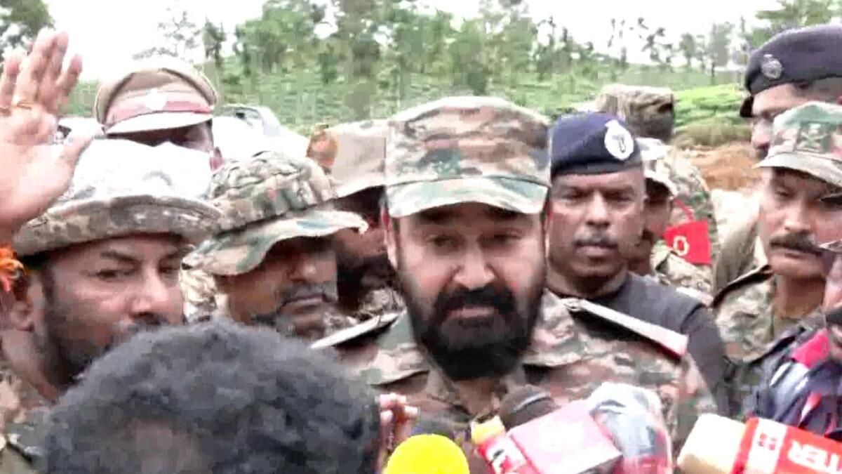 Hindistan: Mohanlal, Wayanad'daki Heyelanın Vurduğu Bölgeyi Ziyaret Etti