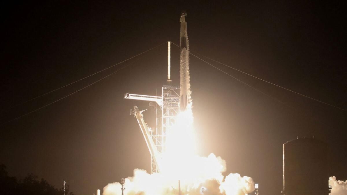 ABD Otoritesi, Spacex'in Falcon 9 Roket Fırlatması Sırasındaki Aksaklığı Araştırıyor