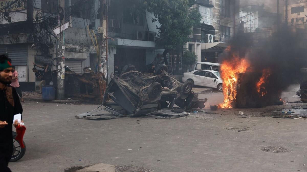 Bangladeş: Polis Ateşlemesinde En Az 135 Kişi Öldü, Kundaklama; Durum Gerginliğini Koruyor