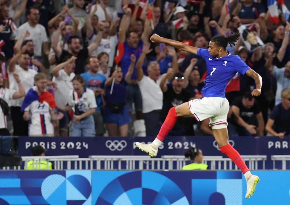 Paris Olimpiyatları: Henry, Fransa Futbol Finaline Ulaşmak için Mısır'ı Yendikten Sonra Oyuncuları Övdü