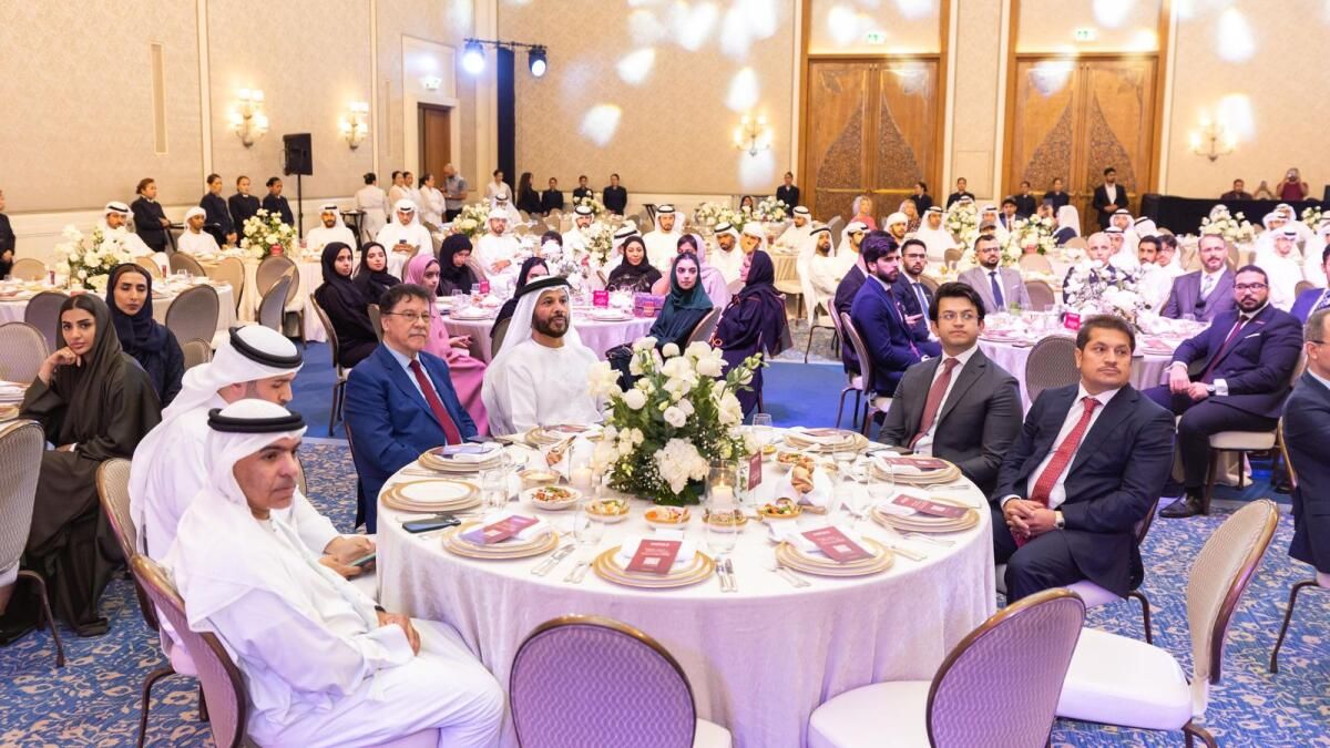 Gayrimenkulde Emirlik için Imtiaz Developments ve Dubai Arazi Departmanı Ortağı