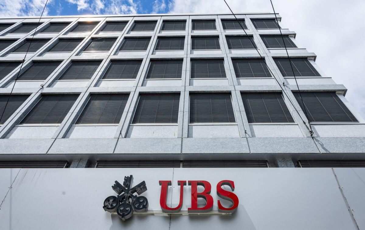 Yatırım Bankası Parlarken, Hisse Senetleri Yükselirken Ubs'nin Karı Tahminleri Aştı