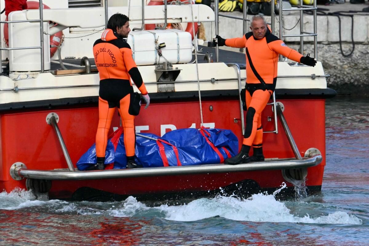 Mike Lynch'in Sicilya'daki Batık Yatından Dört Ceset Alındı