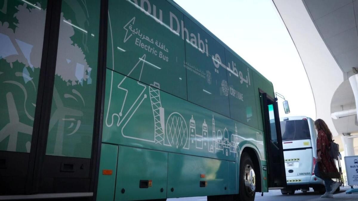 BAE: Elektrikli, Hidrojenle Çalışan Otobüsler Önümüzdeki Ay Abu Dabi Yollarına Çıkacak