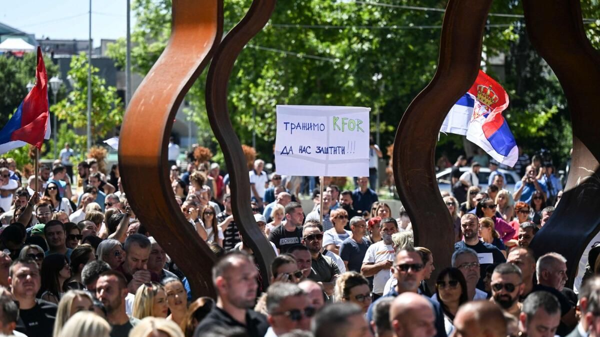 Kosova&amp; apos;daki Miting Bölünmüş Kentte Köprü Açma Çağrısını Bastırdı