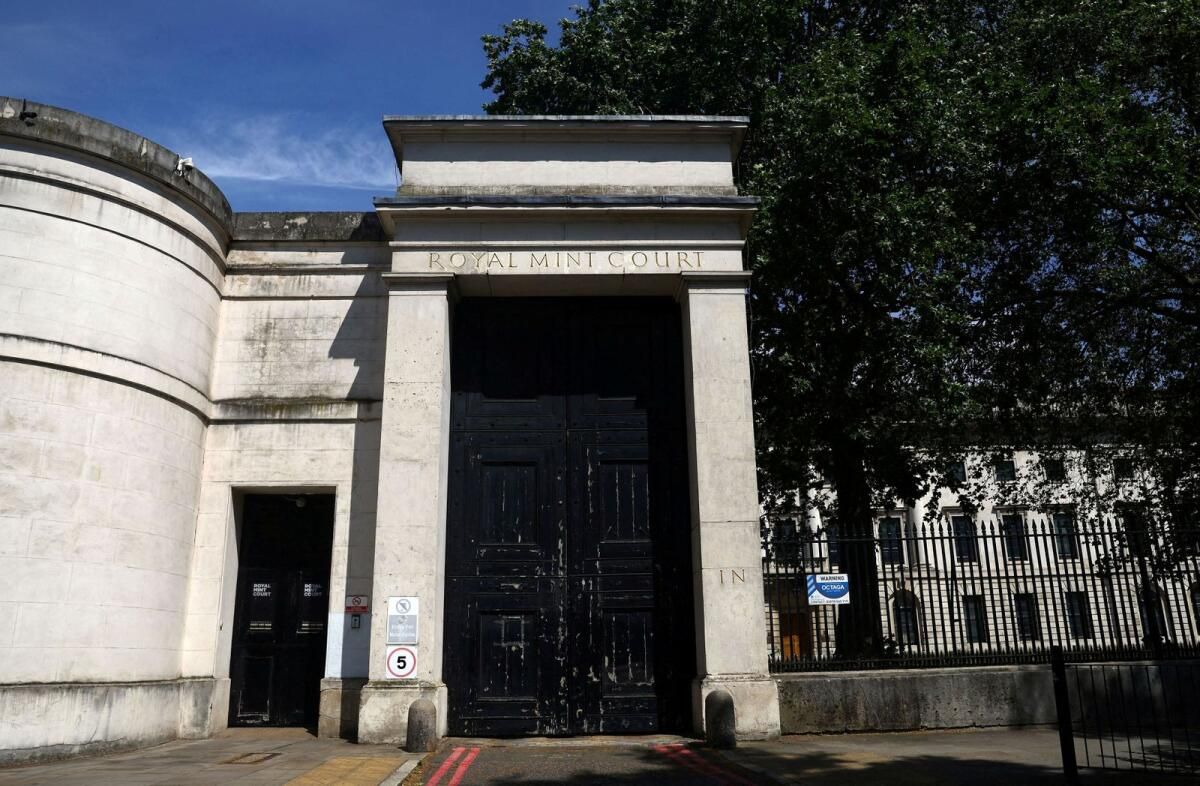 Çin, Londra'da Tartışmalı Büyük Elçilik Kurmak için Başvurusunu Yeniden Gönderdi