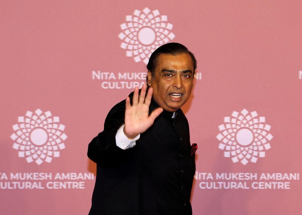 Ambani, Hindistan'ın On Yılın Sonundan Önce İki Katından Fazla Büyüklüğe Güvendiğini Söyledi