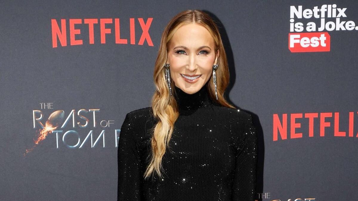 Altın Küre 2025: Komedyen Nikki Glaser Ev Sahibi Olacak