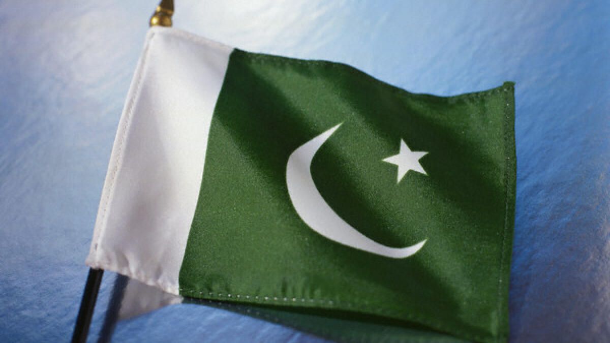 Pakistan Eski Isı Şefi Arazi Geliştirme Davasında Tutuklandı