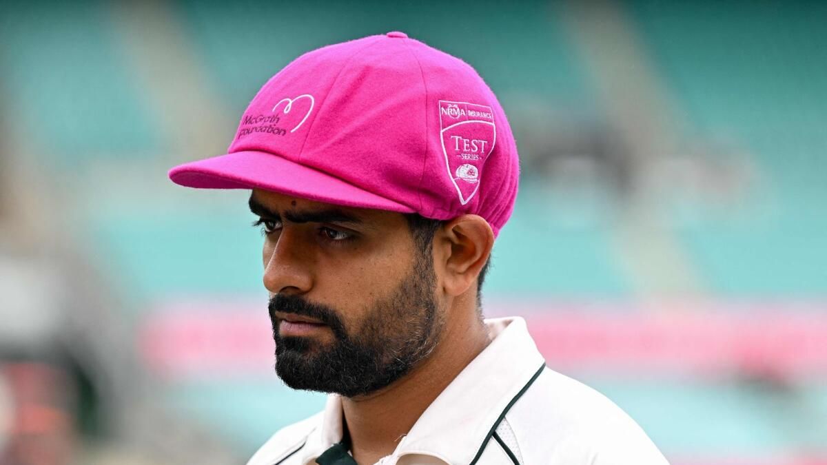 Eski Pakistan Test Kaptanı Babar Azam, Bangladeş'e Karşı 4 Numarada Oynamaya Başladı