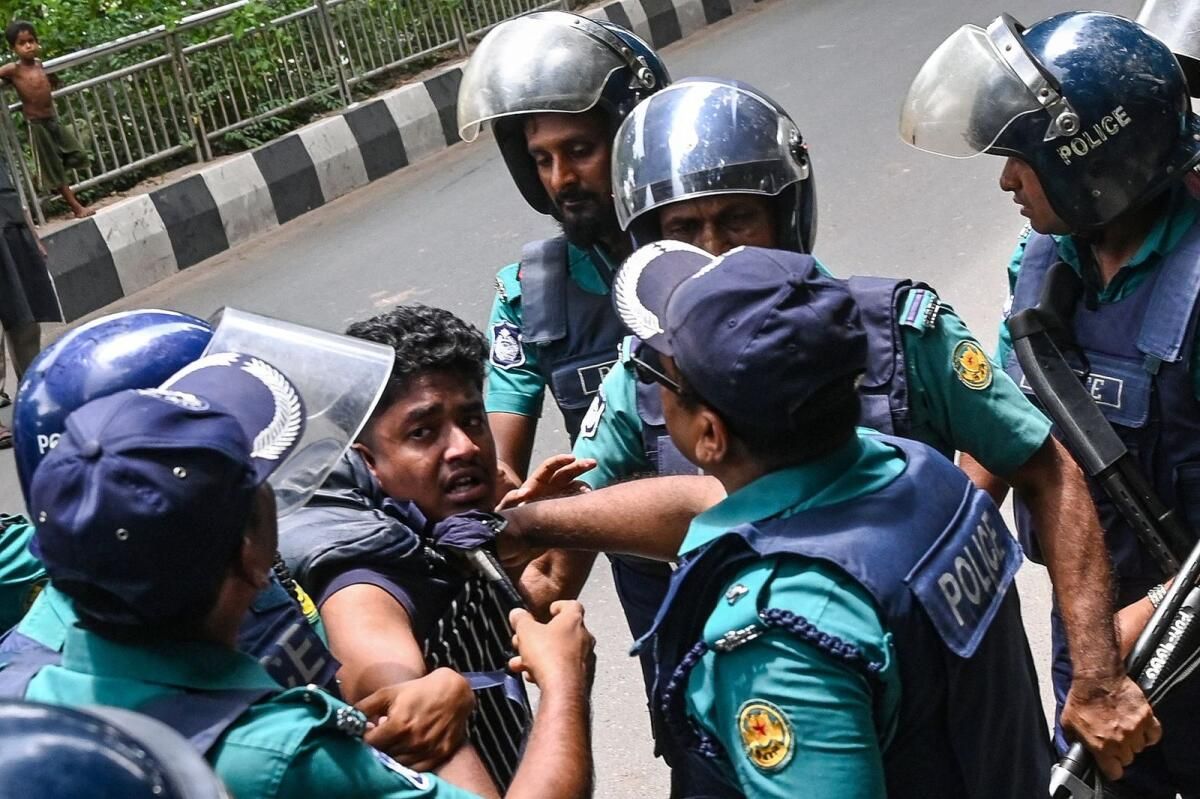 İnternet Geri Dönerken Polis Çatışması Görüntüleri Bangladeş'i Şok Etti