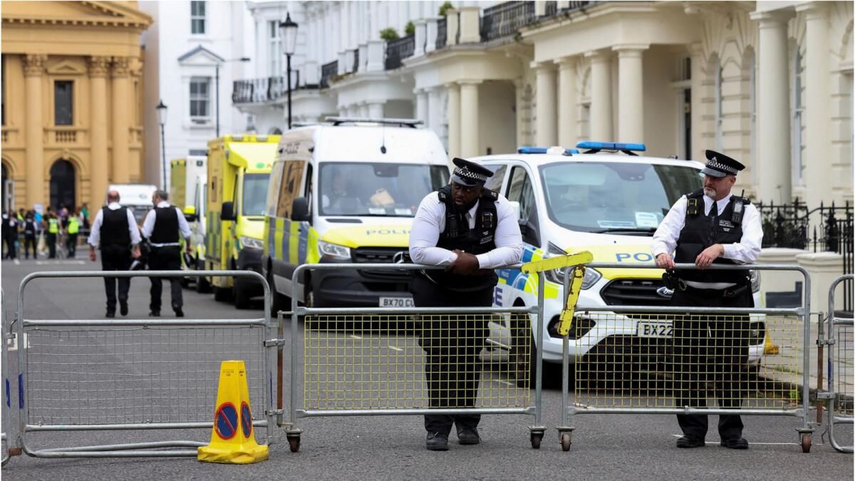 Londra'daki Notting Hill Karnavalı'nda 8'i Bıçaklandı, Yüzlerce Kişi Tutuklandı