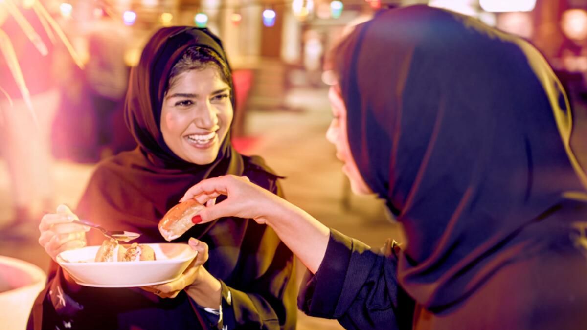 Saat 11'de Hamburger yemek ister misin? Dubai, Gece Geç saatlerde yemek için en iyi 3 Şehir Arasında Seçildi