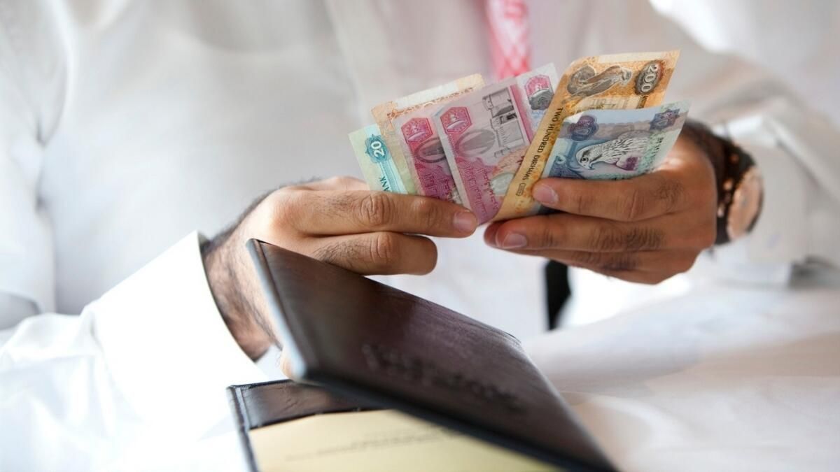 Sharjah, iş arayanlar için Yeni Girişimde Emirlik Stajyerleri için 6.000 Dh'lik Maaş Açıkladı