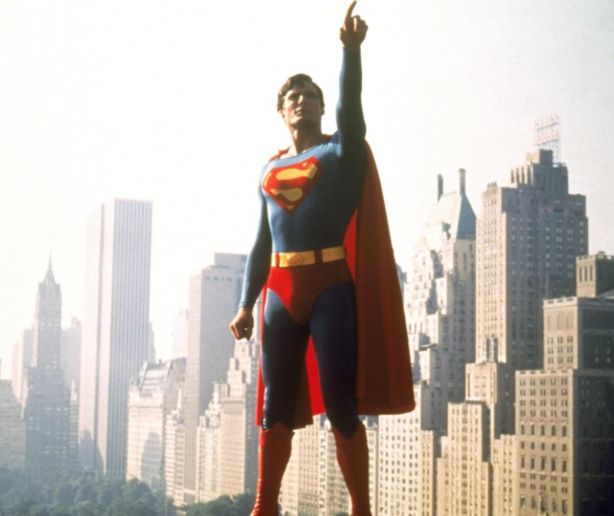 'Süper / Adam: Christopher Reeve Hikayesi' Fragmanı, Oyuncunun Pelerin Ötesindeki Gerçek Hayattaki Kahramanlığını Ortaya Koyuyor