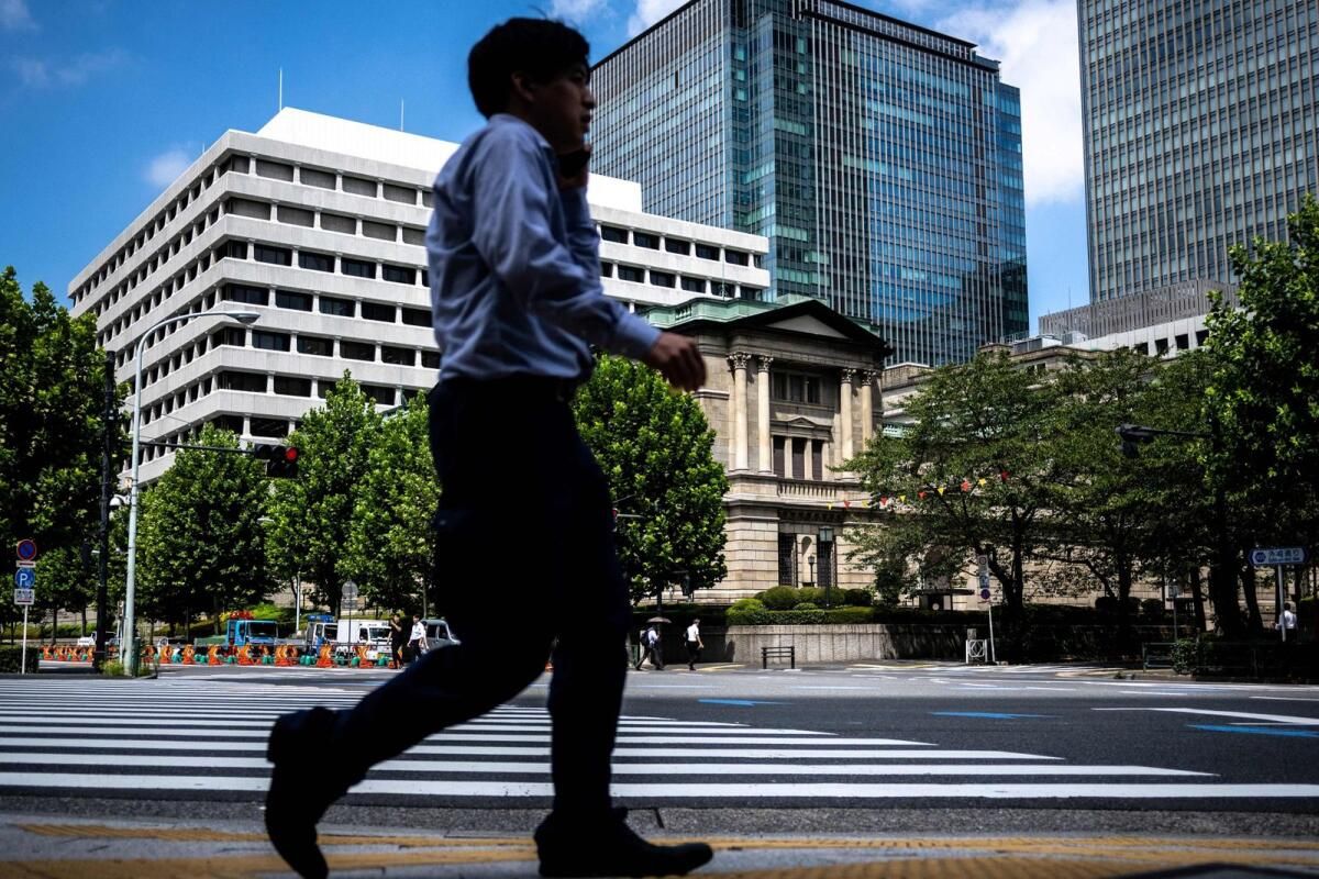 Fed'in Dovish Kayması, Japonya Merkez Bankası'nın Faiz Artırım Planı için Karışık Bir Nimet