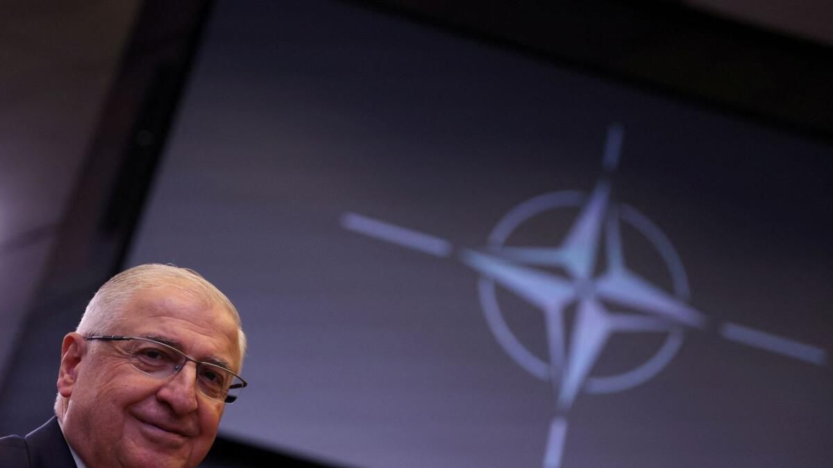 Savunma Bakanı, Türkiye'nin Önceliğinin Nato'nun Sorumluluklarını Yerine Getirmek Olduğunu Söyledi