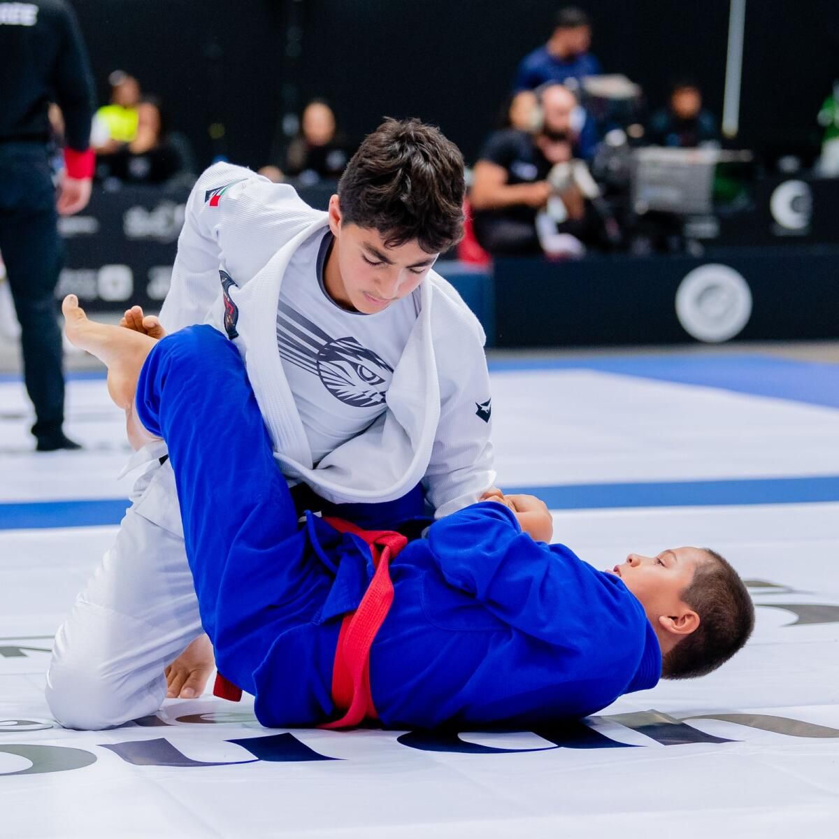 Ajp Tour Dubai Uluslararası Jiu-Jitsu Şampiyonası için Sahne Seti