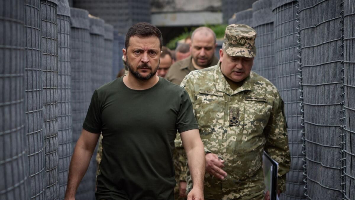 Ukraynalı Zelensky Cephe Sınır Bölgesini Ziyaret Etti