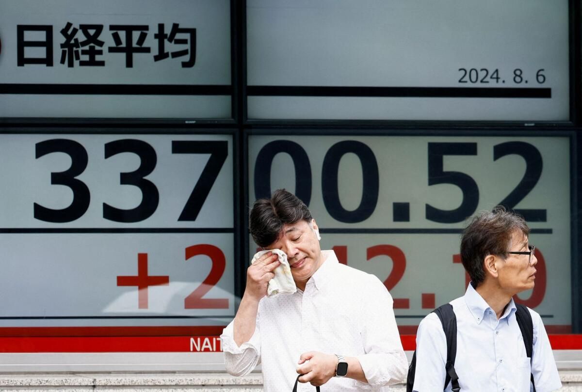 Tokyo'nun Nikkei Endeksi, Önceki Günkü Rekor Düşüşün Ardından %10.2 Arttı