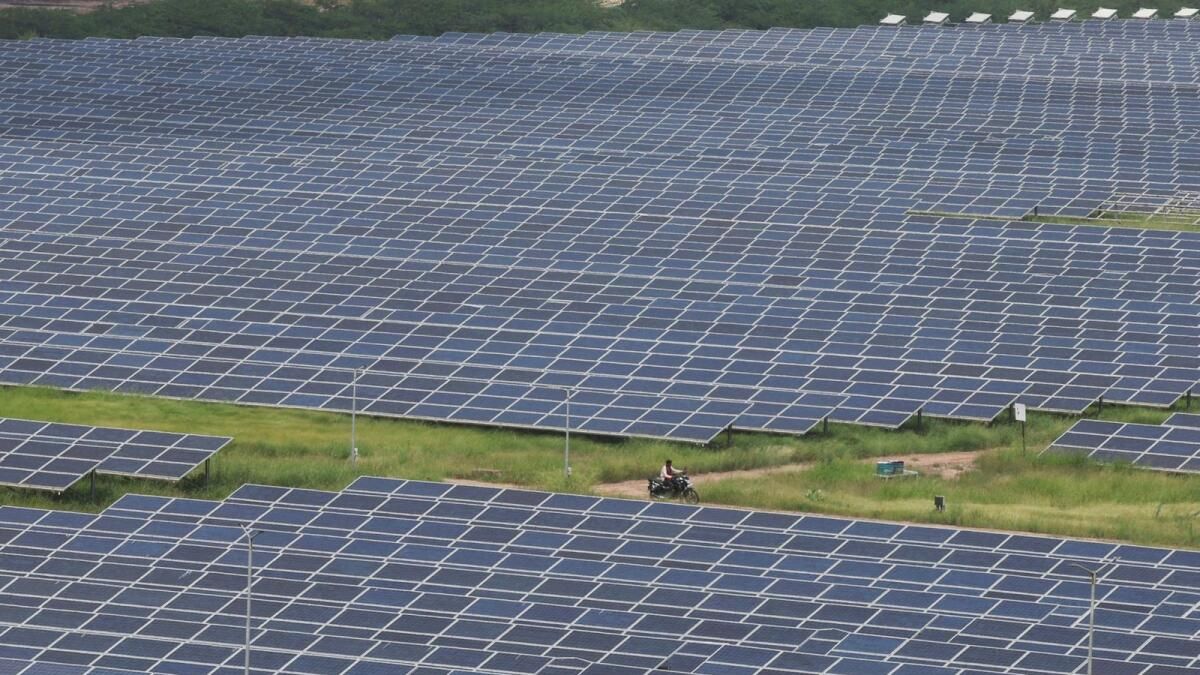 Hindistan, Yeşil İtme İvme Kazandıkça Bu Yıl Rekor Yenilenebilir Enerji Katacak