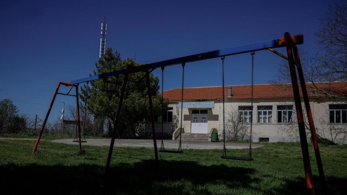 Yunanistan, Düşen Doğum Oranını Tersine Çevirmek için Nakit Yardımlar ve Vergi İndirimleri Sunuyor