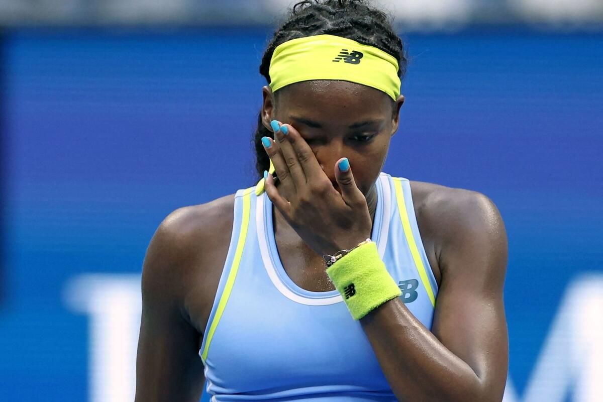 Şampiyon Gauff Abd Açık'tan Erken Çıktı, Zverev Son Sekize Girdi